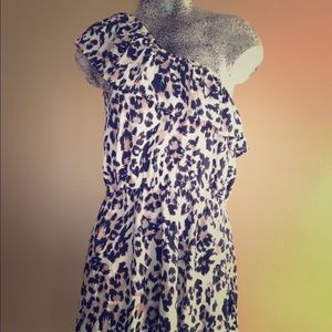 Adorable leopard print off the shoulder dress