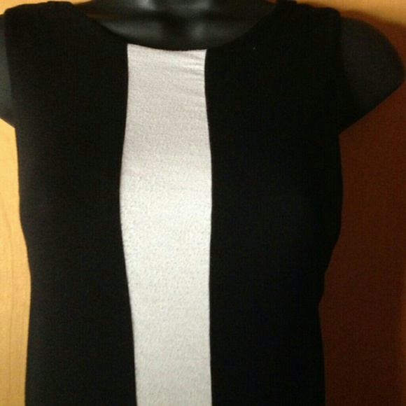 Modern Classy Black and White Dress - Picture 2 of 4