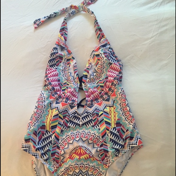 Bar III printed plunge lace up one price