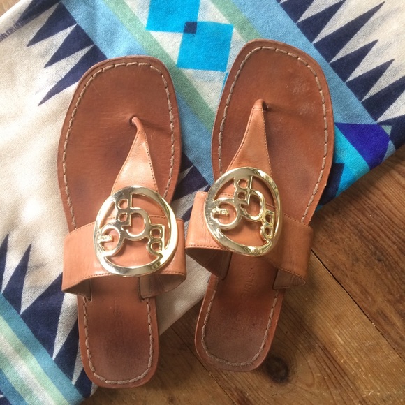 BCBG Girls tan thong sandal