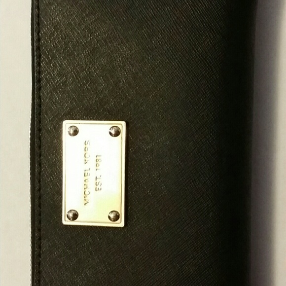 Michael kors wallet authentic - Picture 2 of 4