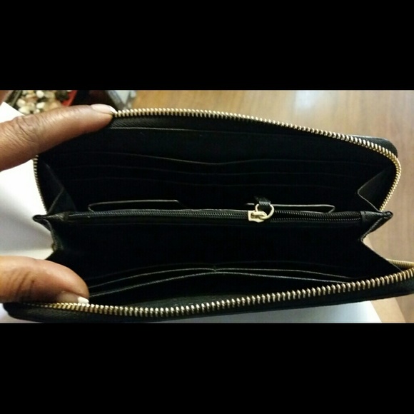 Michael kors wallet authentic - Picture 3 of 4