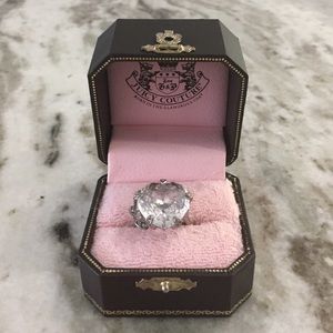 Juicy Couture heart ring size 6 with box