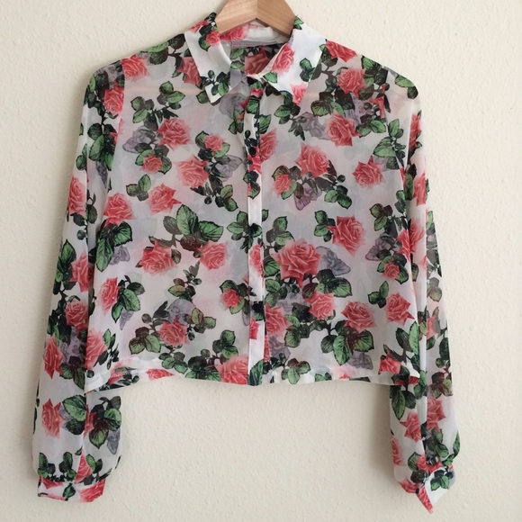 Skull & Rose Crop Top 💀