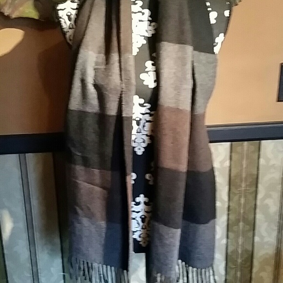 Unisex scarf - Picture 1 of 2