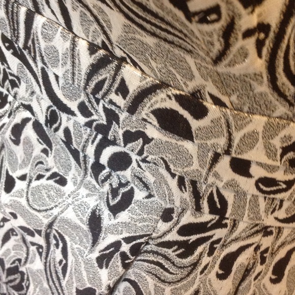 GIANNI BINI Like New Black & Silver Dress - Picture 3 of 4