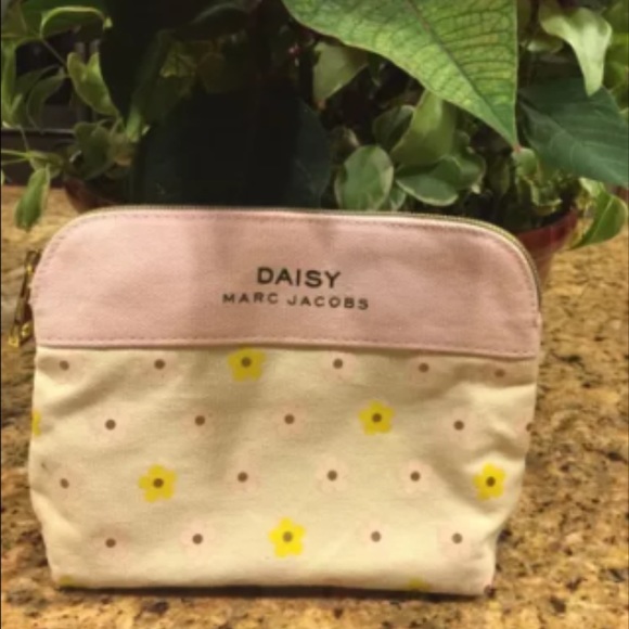 Marc by Marc Jacobs makeup/Toiletry Bag