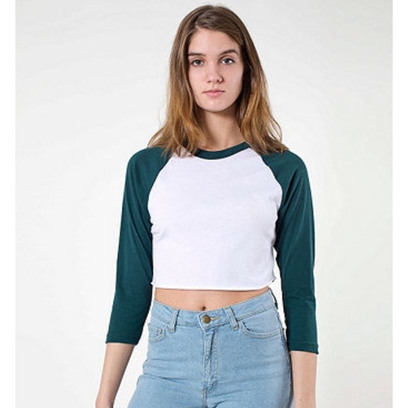 Cropped baseball tee