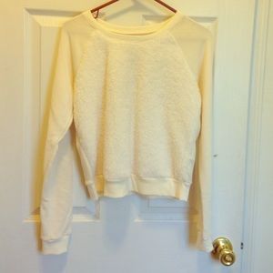 Long sleeved fur pullover
