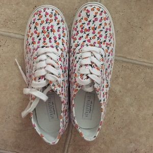 Aeropostale sneaker