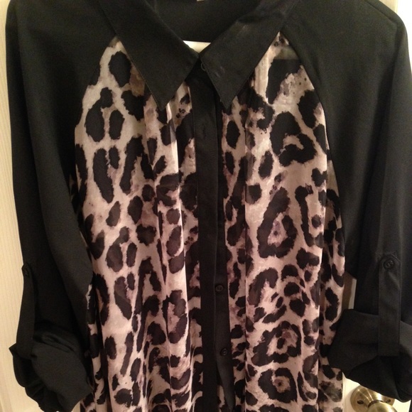 Umgee blouse. Size 1XL