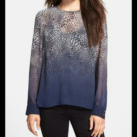 NWT Vince Camuto print blouse w/ inner cami