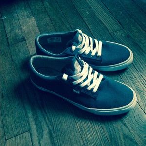 Grey size 10 lacost sneaker .