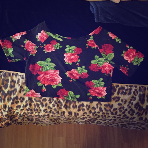 Cute Crop Top - Picture 1 of 1