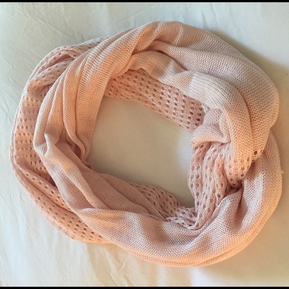 Calia Infinity Scarf, light pink