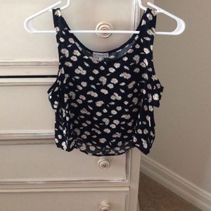 LA hearts daisy tank w/ side cutouts