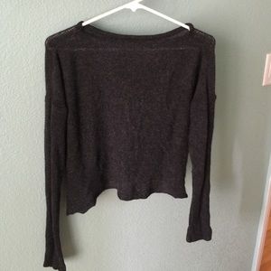 Long sleeve crop top