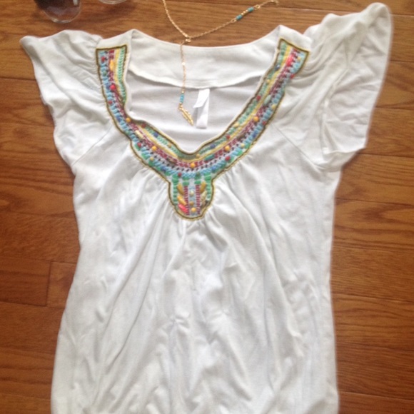 $3 vinted $4 ship!! Bundle it!