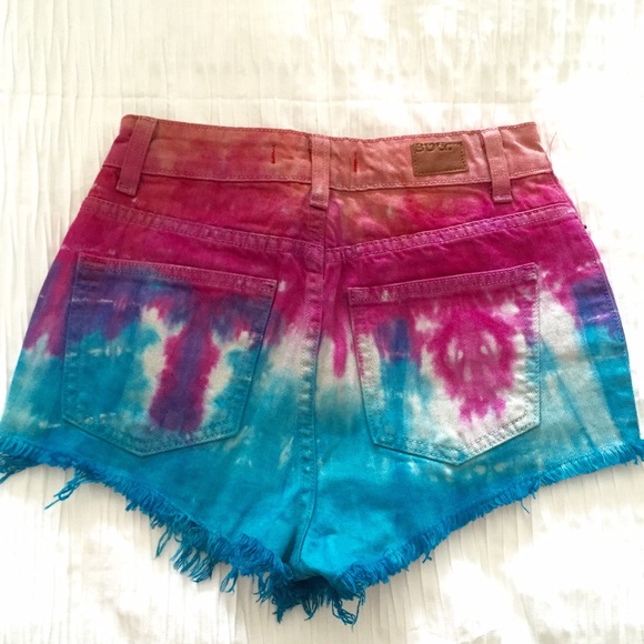 ❌SOLD❌ BDG Tie Dye High Rise Cheeky Shorts - Picture 2 of 4
