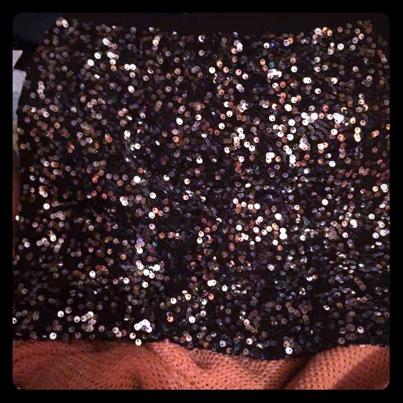 Black/silver sequin pencil skirt