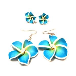 Blue flower earring set