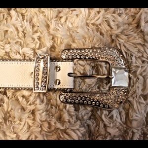 BUCKLE White Bling Belt
