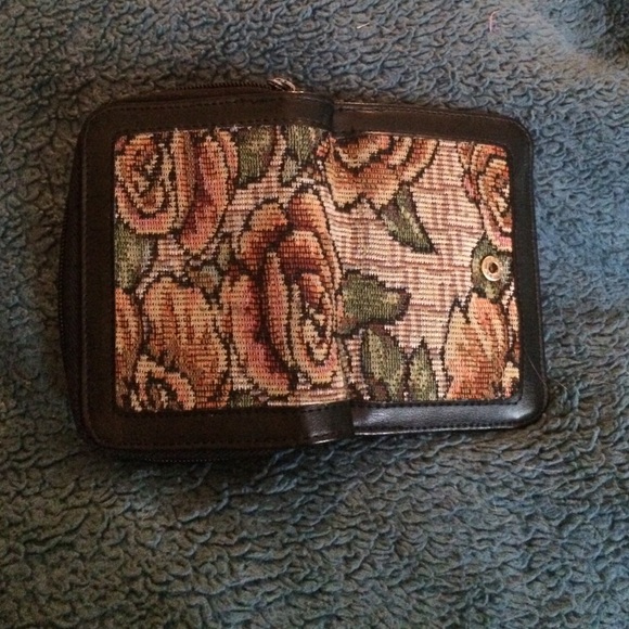 floral wallet