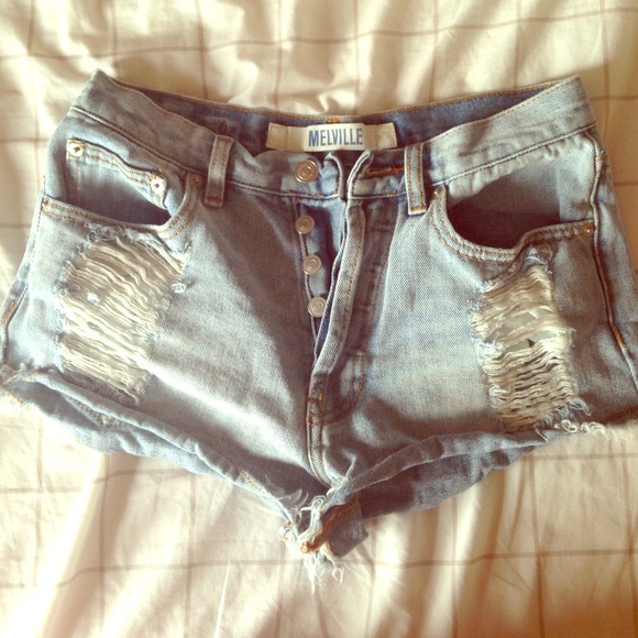 Brandy Melville Pants - Brandy Melville shorts