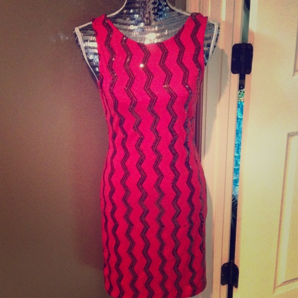 Dresses & Skirts - Sequined Dress