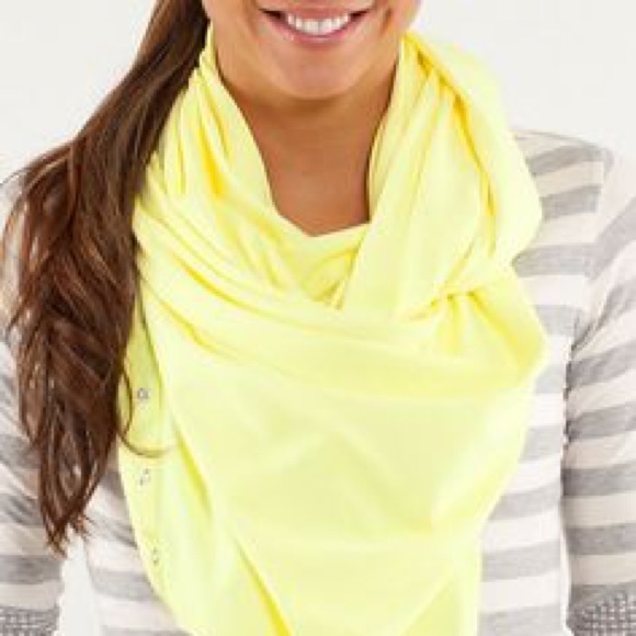 Lululemon vinyasa scarf