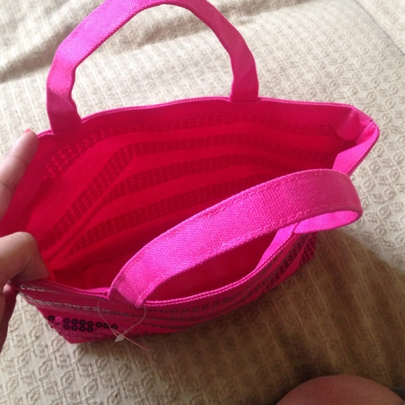 🌸 Hot pink VS bag 🌸 - Picture 3 of 3