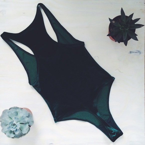 ❌SOLD❌ American Apparel Stretch Velvet Bodysuit - Picture 2 of 4