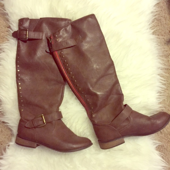 Boots - Red zipper boots
