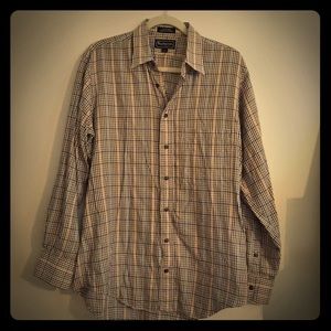 Classic Men's Burberrys button down shirt -Medium