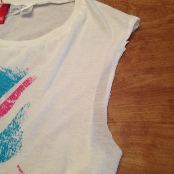 "God Save The Queen" Cut Up Concert Tee - Picture 3 of 4