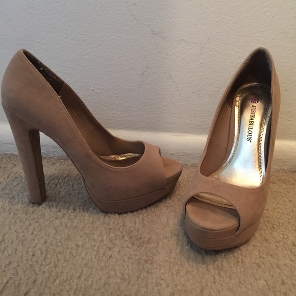 Tan Open Toed Pumps