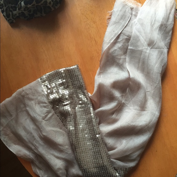 Scarf bundle!!!!! - Picture 4 of 4