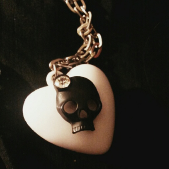 Skull and heart necklace