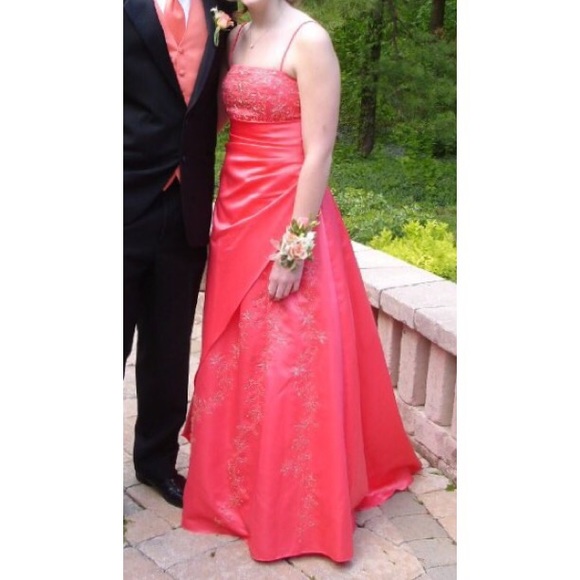 Coral prom/formal dress