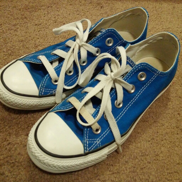 Blue Converse - Picture 2 of 4