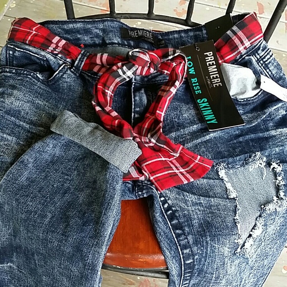NWT Extreme Distressed Jeans - Picture 3 of 4