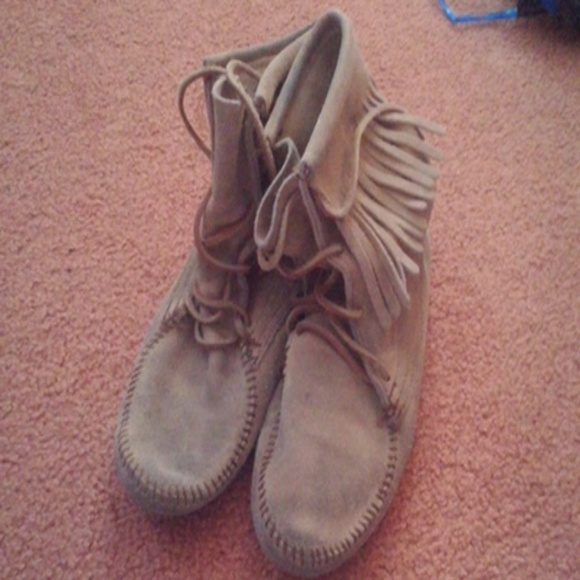 Minnetonka ankle boots