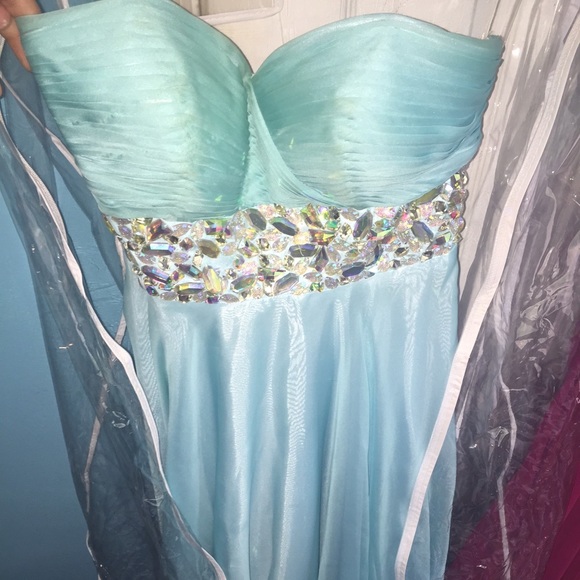 Prom Dress - Picture 3 of 4