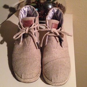 Toms desert wedges