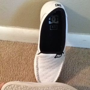 DC Villian shoes. White. Lightly used. Men's 8.5