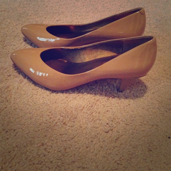 🎉FINAL PRICE🎉Gorgeous nude Jessica Simpson heels