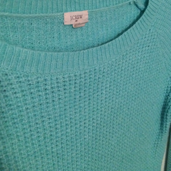 Mint green sweater - Picture 2 of 2