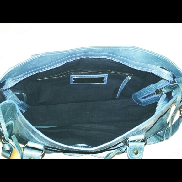 balenciaga classic city arena