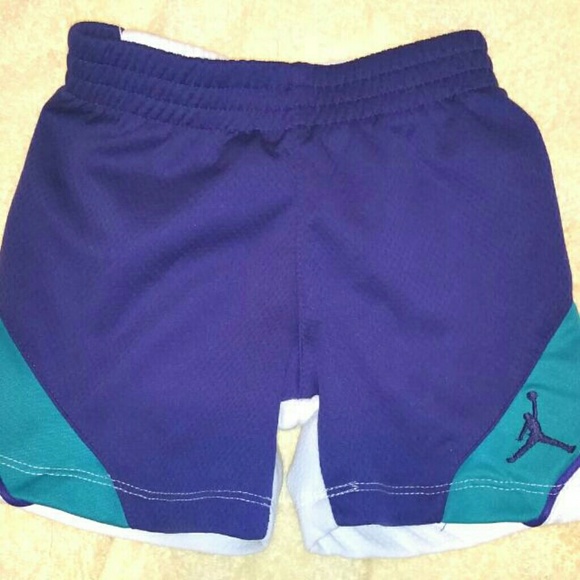 Jordan 2 Piece Outfit - Picture 3 of 3