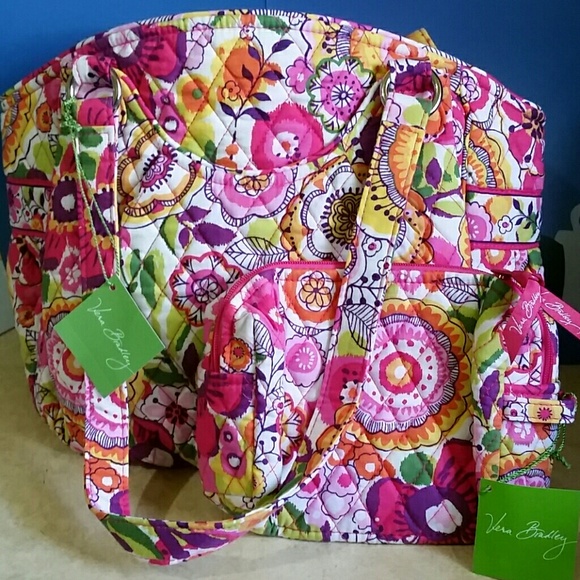 vera bradley  Handbags - BEAUTIFUL VERA BRADLEY PURSE AND MAKEUP BAG
